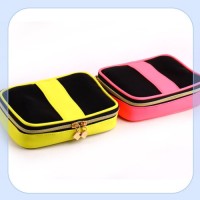 Summer Fashionable PU Waterproof Makeup Bag New Model From Manufacturer with Zipper Closure Storage Organizer Tote Bag