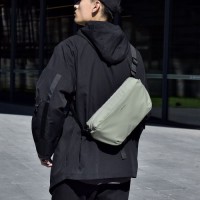 High-End Large Capacity Oxford Mens Outdoor Cycling Messenger Bag Portable Zipper Closure Workwear Travel Bag