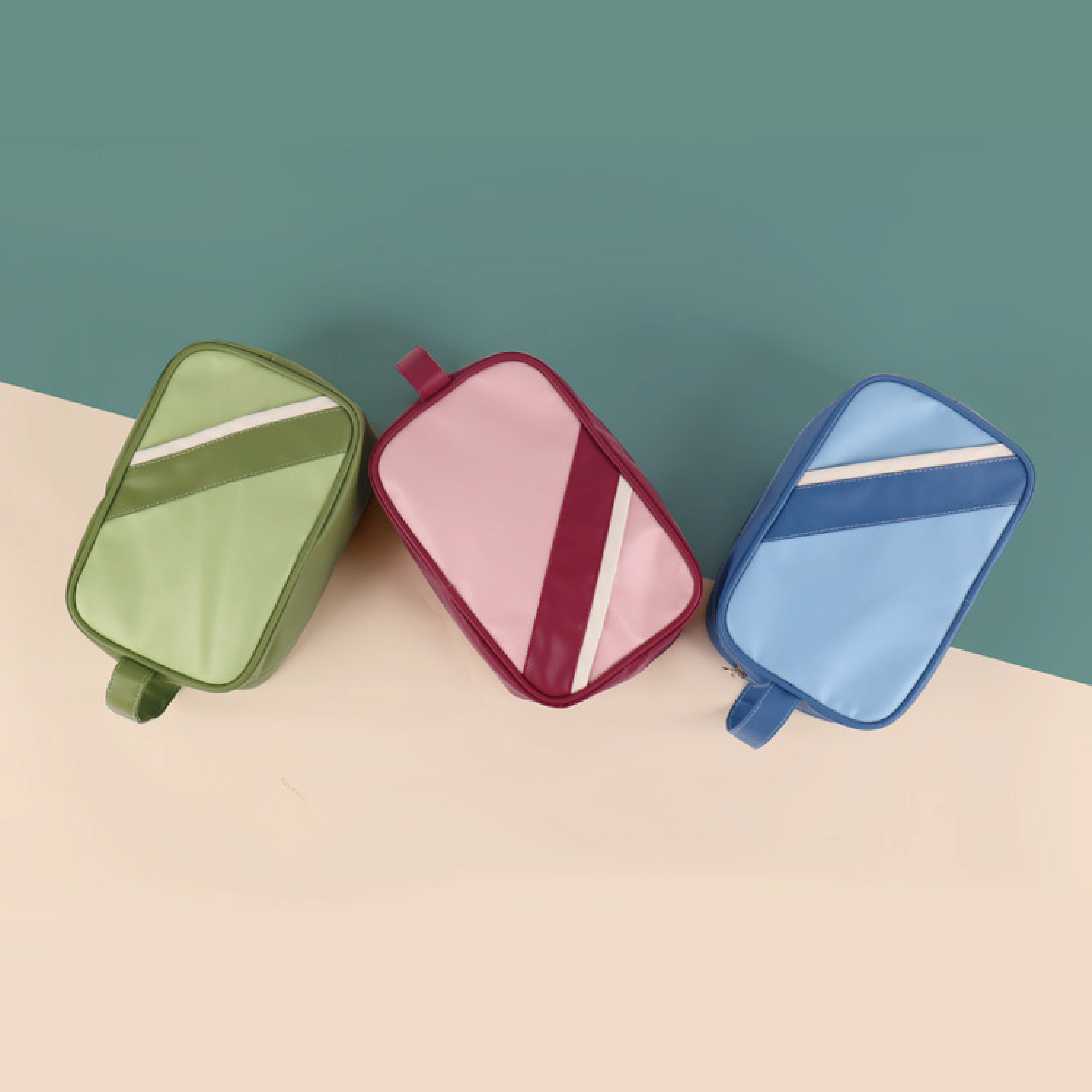 Womens Artificial Leather Makeup Bag, Portable Travel Storage Bag. Airlines Inflight Wash Bag