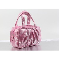 Korean-Style Large-Capacity Portable Pleated Cosmetic Storage Handbag Womens Travel Organizer Tote Bag Made of PU Mate